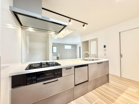 �L�b�`���@�������V���v���ŋ@�\�I�A�����g���₷���L�b�`��