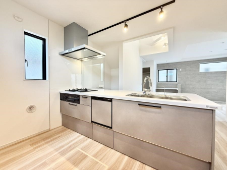 �L�b�`���@�������L���C�ɕЕt���A�g���₷���L�b�`��