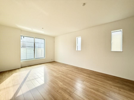 ���r���O�@���������R�Ɖ�b�����܂��A�S�n�悢�ЂƂƂ�