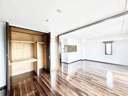 ���r���O�@���������ƕ���������A�����b�N�X�ł�����