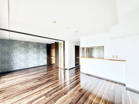 ���r���O�@�������V���v���������ґ�A��؂Ȑl�Ɖ߂����S���قǂ�����