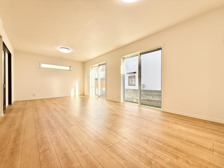 ���r���O�@�����������������Ɠ��ʂɂ���A�e���̋��