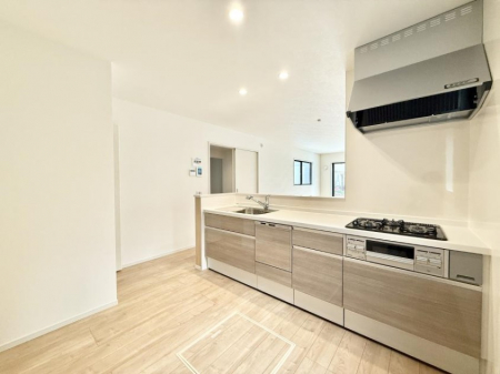 �L�b�`���@�������Ƒ����J��[�߂�A������̂���L�b�`��