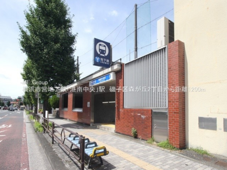 ���ӊ��@�w 1200m ���l�s�c�n���S�u���[���C���u�`�쒆���v�w