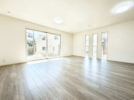 ���r���O�@�������V���v���������ґ�A��؂Ȑl�Ɖ߂����S���قǂ�����