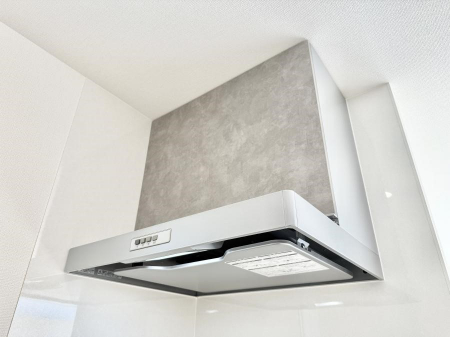 ���̑����ρ@�ݔ����t�[�h�ɕ����Ă���ׁA���������C��ɗU������A�����I�ɔr�����ł��܂�