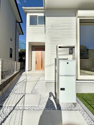 ���ց@�O�ρ� ��������n�܂�A�Ί炠�ӂ�閈��