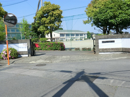 ���ӊ��@���w�Z 1760m ���ˎs���������w�Z