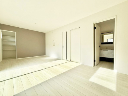 ���r���O�@�������Ƒ��̎��Ԃ��ʂ�A���K�Ŗ��������