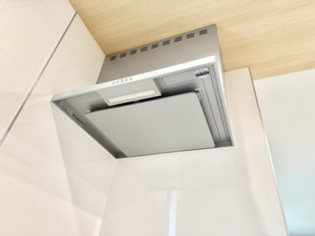 ���̑����ρ@�ݔ����������̏��C����������C��ɗU������A�����I�ɔr�����ł��܂��B