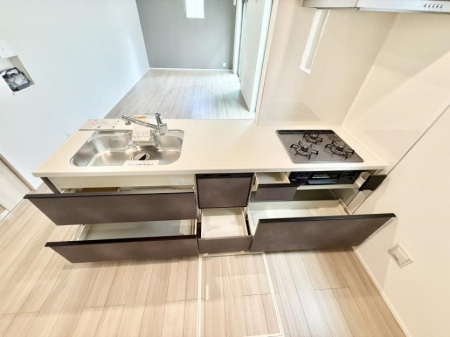 �L�b�`���@�������Ƒ����J��[�߂�A������̂���L�b�`��