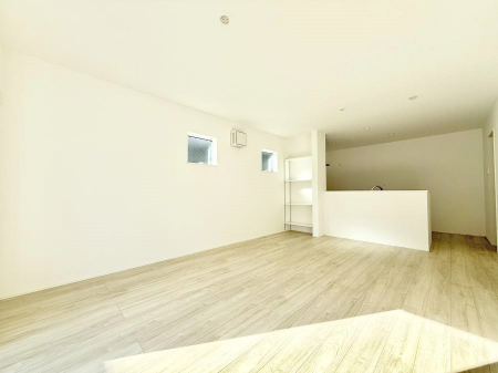 ���r���O�@�������V���v���������ґ�A��؂Ȑl�Ɖ߂����S���قǂ�����