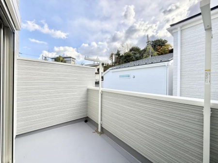 oRj[@ G߂̈ڂ낢JIȋԂł