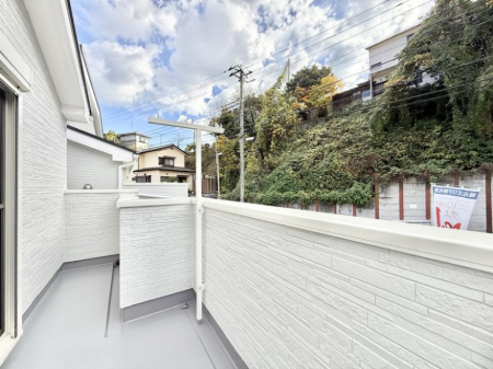 oRj[@ G߂̈ڂ낢JIȋԂł