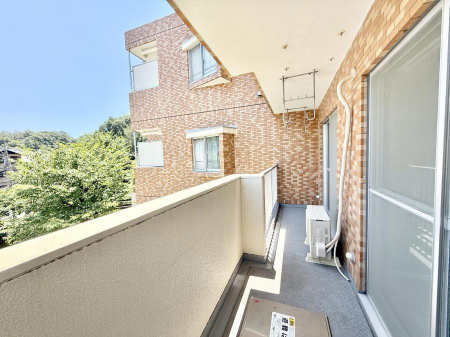 �o���R�j�[�@������ ��𒭂߂Ȃ���A�ق��ƈꑧ������ʂȋ��