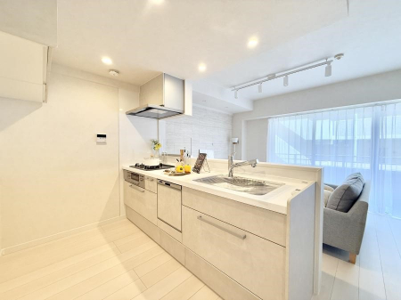 �L�b�`���@�������Ƒ��ƂȂ���A�R�~���j�P�[�V�����̏�