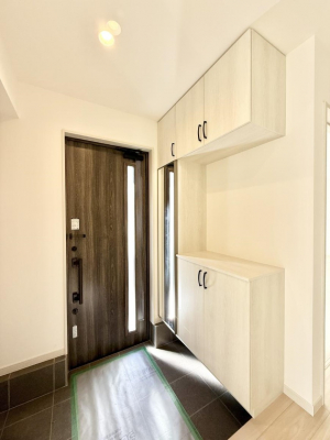 ���ց@������ �V���v���Ŕ������A���K�ȕ�炵�̓����