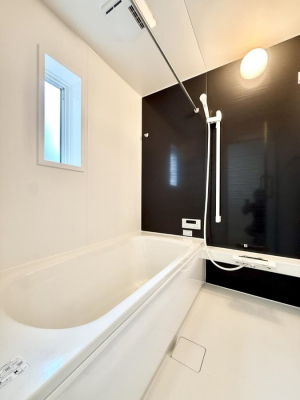 �����@����