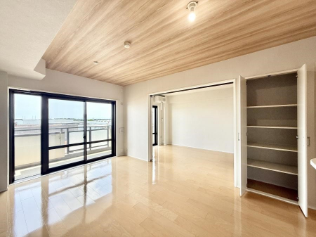 ���r���O�@�������V���v���������ґ�A��؂Ȑl�Ɖ߂����S���قǂ�����