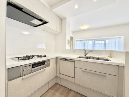 �L�b�`���@�������V���v���Ŕ������S�n�悢���Ԃ𐶂ރL�b�`�����