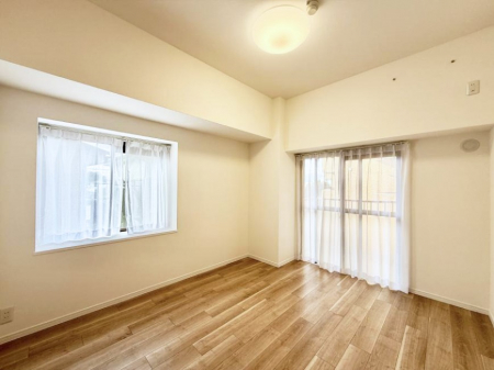 ���̑����ρ@�������Â��ȗm���œǏ����ɏW���ł���ꏊ