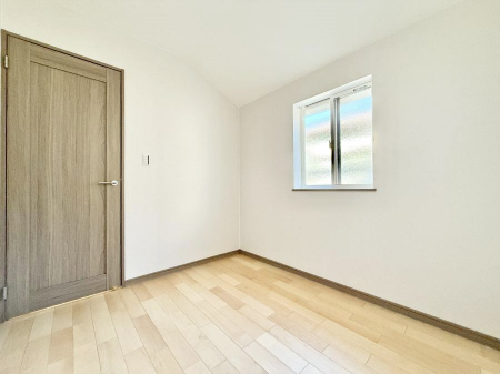 �q�������@�������v���C�x�[�g��ԂƂ��ĐÂ��ŗ�������������񋟂��Ă���܂�