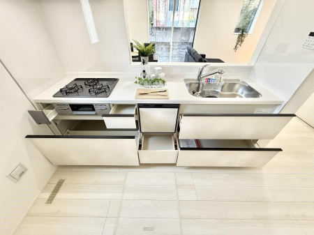 �L�b�`���@�������A�C�f�A�L����A�N���G�C�e�B�u�ȗ������