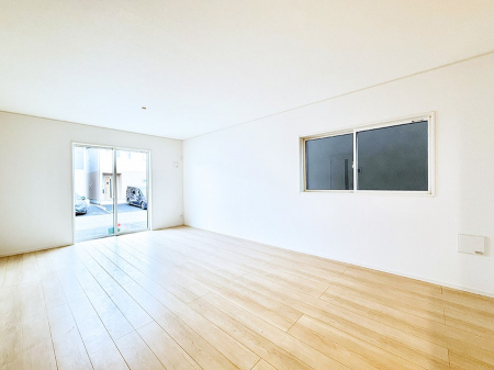 ���r���O�@���������났�ƏΊ炪�W�܂�A�S���܂郊�r���O