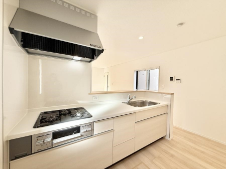 �L�b�`���@�������V���v���Ŕ������S�n�悢���Ԃ𐶂ރL�b�`�����