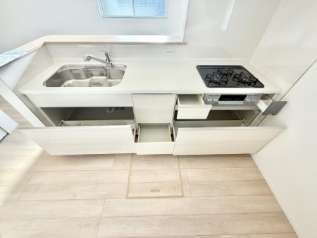 �L�b�`���@�������Ƒ����J��[�߂�A������̂���L�b�`��