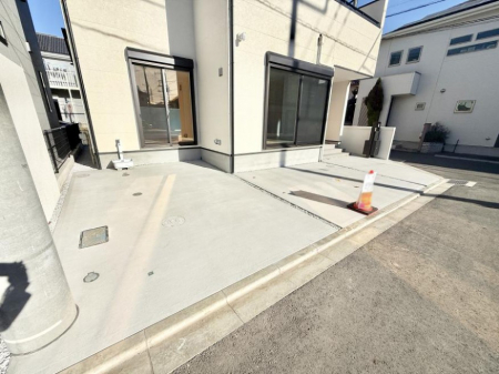 �@�O�ρ������̒��Ԃ����K��