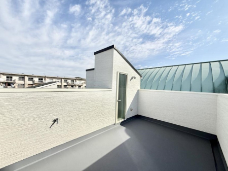 �o���R�j�[�@������ ���̃R�[�q�[���̐�����y���ށA�����̏ꏊ