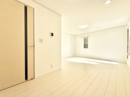 ���r���O�@���������R�Ɖ�b�����܂��A�S�n�悢�ЂƂƂ�