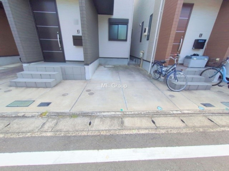 �@�O�ρ������̒��Ԃ����K��