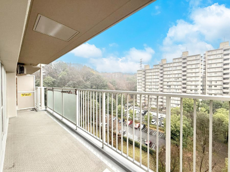 �o���R�j�[�@������ ��𒭂߂Ȃ���A�ق��ƈꑧ������ʂȋ��