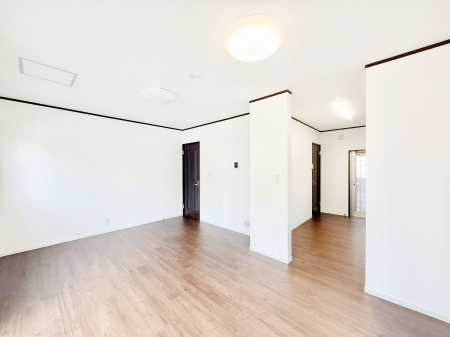 ���r���O�@���������났�ƏΊ炪�W�܂�A�S���܂郊�r���O