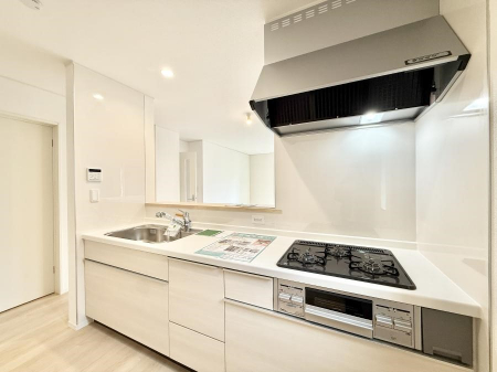 �L�b�`���@�������Ƒ����J��[�߂�A������̂���L�b�`��