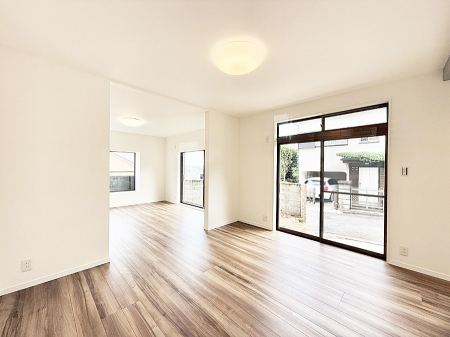 ���r���O�@�����������������Ɠ��ʂɂ���A�e���̋��