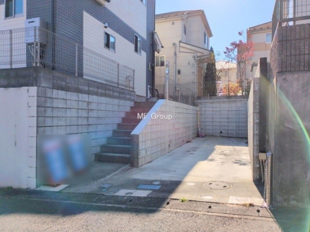 �@�O�ρ����K�Ȓ��ԃX�y�[�X�ň��S