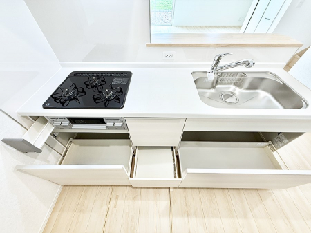 �L�b�`���@�������Ƒ����J��[�߂�A������̂���L�b�`��