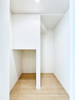 ���̑��@�������܂Ƃߔ��������X�g�b�N�u�����A�ЊQ���̔��~�ɂ��֗��ȃp���g���[  