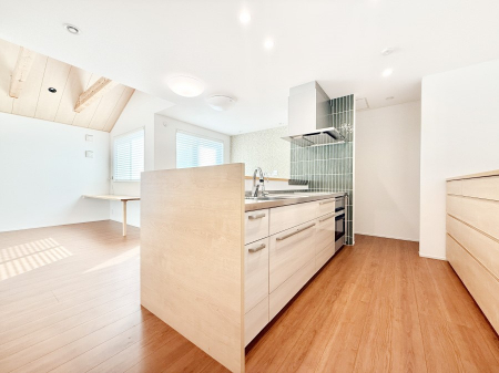 �L�b�`���@���������y���݂ƐH�ׂ�K����͂���L�b�`��