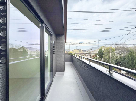 �o���R�j�[�@������ �G�߂̈ڂ낢����������J���I�ȋ�Ԃł�