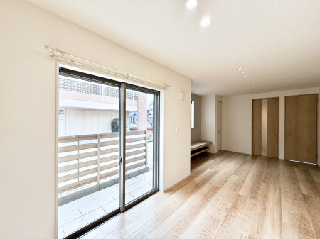 ���r���O�@�������V���v���������ґ�A��؂Ȑl�Ɖ߂����S���قǂ�����