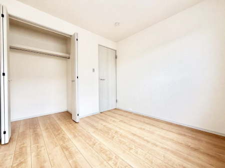 �q�������@�������v���C�x�[�g��ԂƂ��ĐÂ��ŗ�������������񋟂��Ă���܂�