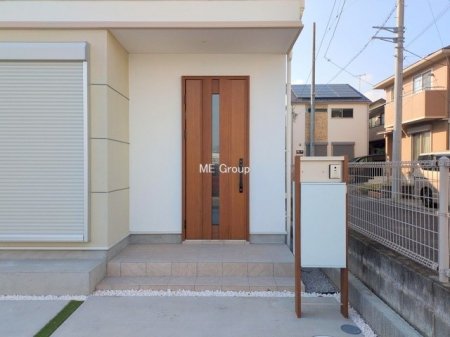 ց@Oρ n܂AΊ炠ӂ閈