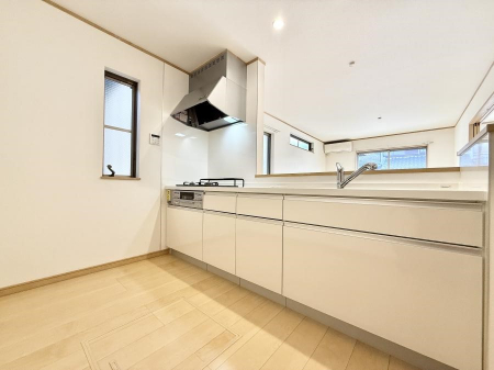 �L�b�`���@�������L���C�ɕЕt���A�g���₷���L�b�`��