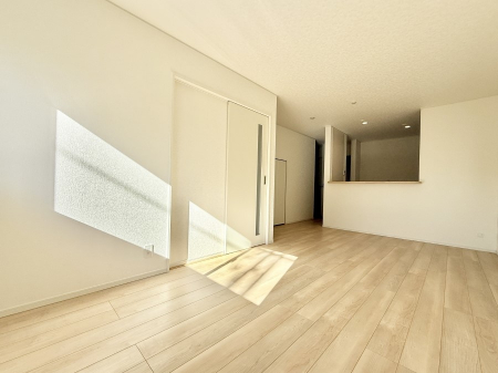 ���r���O�@�����������������Ɠ��ʂɂ���A�e���̋��