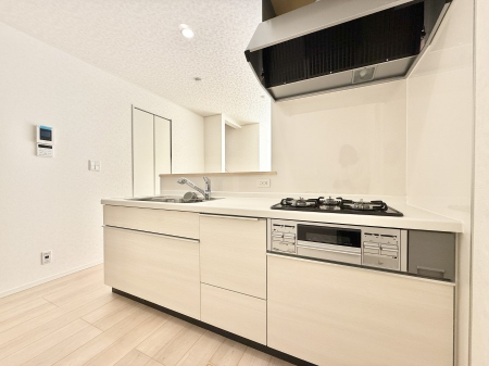 �L�b�`���@�������Ƒ����J��[�߂�A������̂���L�b�`��