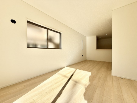 ���r���O�@���������R�Ɖ�b�����܂��A�S�n�悢�ЂƂƂ�